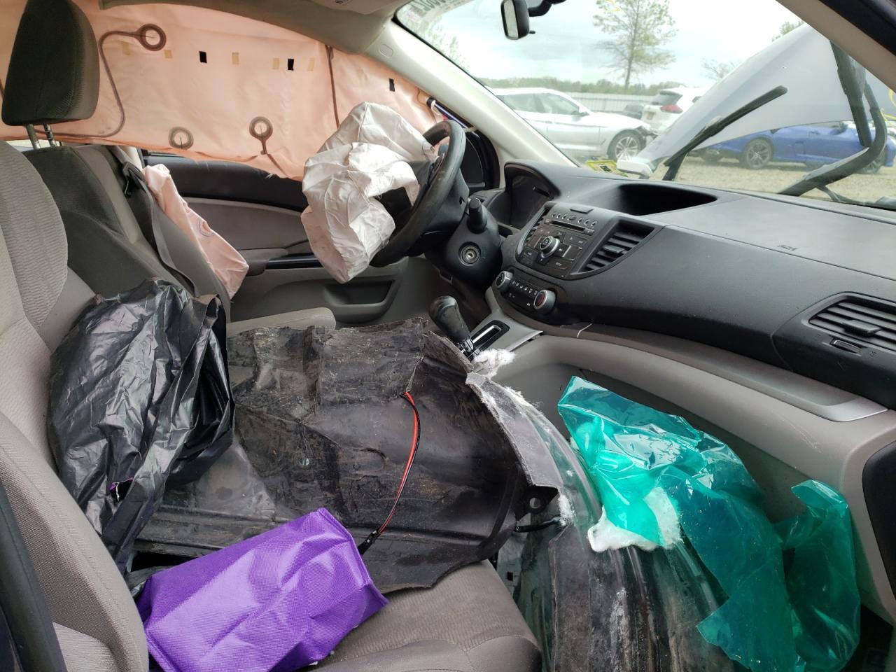 Photo 5 from auction – 2012 HONDA CR-V LX with VIN 5J6RM4H37CL058279