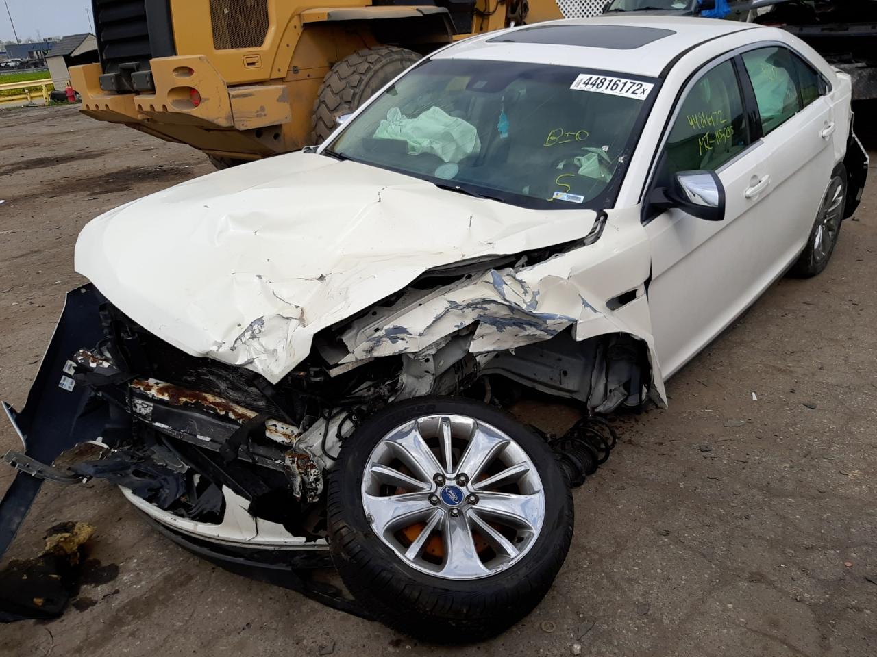 Photo 2 from auction – 2011 FORD TAURUS LIM with VIN 1FAHP2FW2BG167322