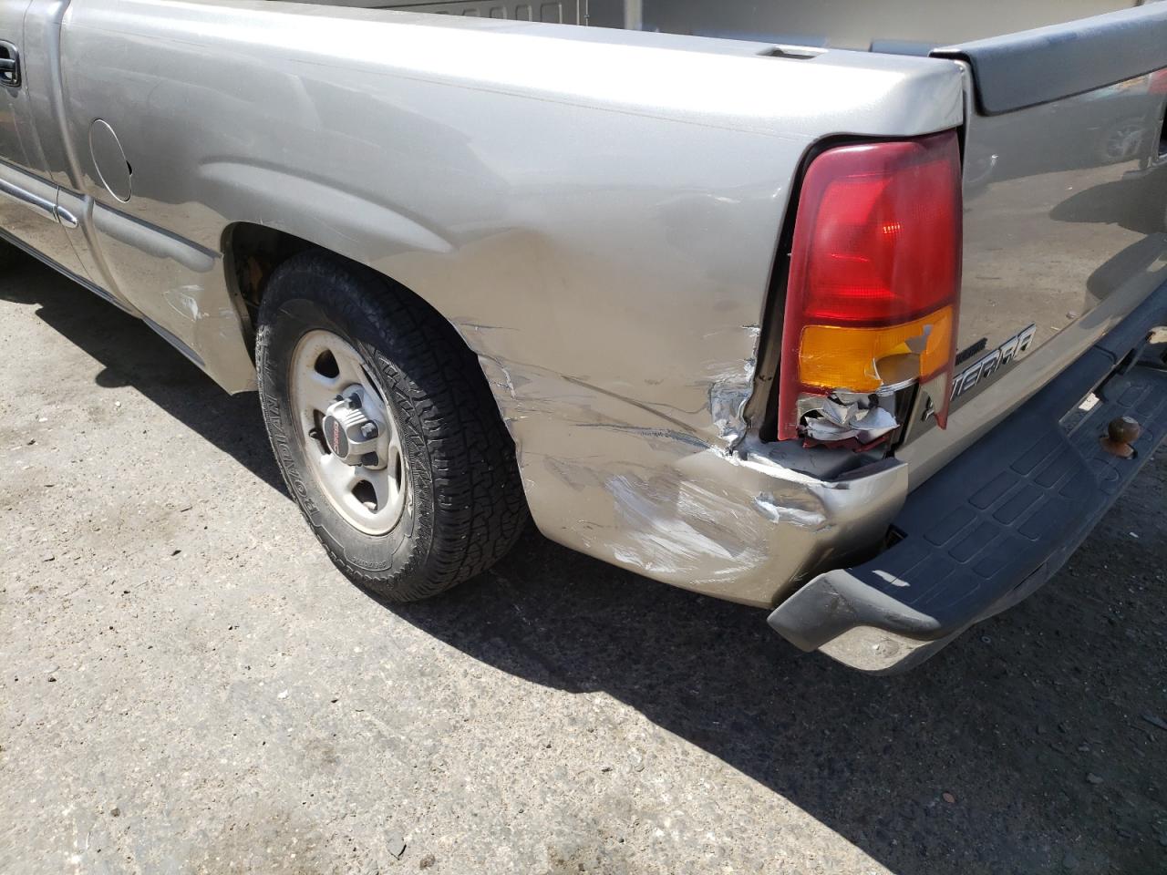 Photo 9 from auction – 2003 GMC NEW SIERRA with VIN 1GTEC14V13Z340881