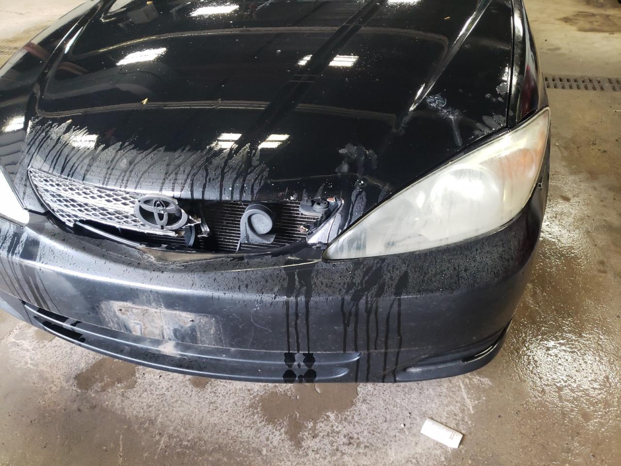 Photo 9 from auction – 2004 TOYOTA CAMRY LE with VIN 4T1BE32K94U355799
