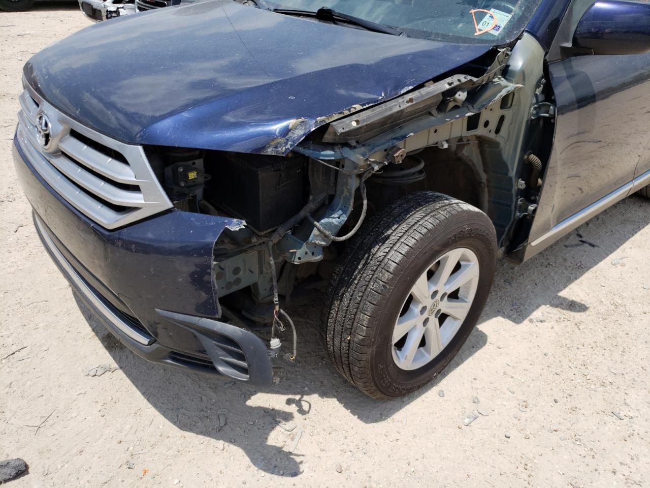 Photo 9 from auction – 2011 TOYOTA HIGHLANDER with VIN 5TDZA3EH9BS010093