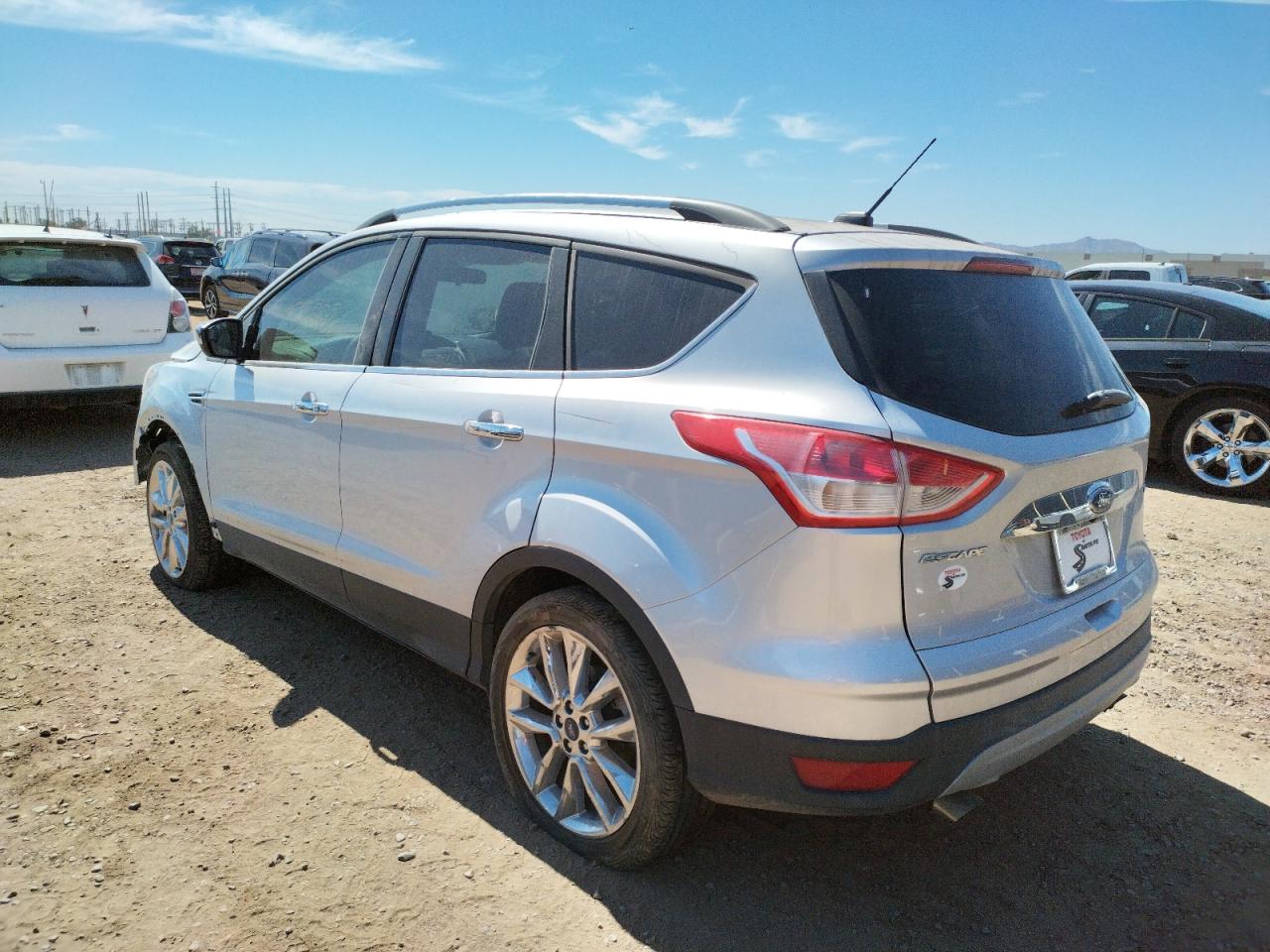Photo 3 from auction – 2016 FORD ESCAPE SE with VIN 1FMCU0G77GUB47628