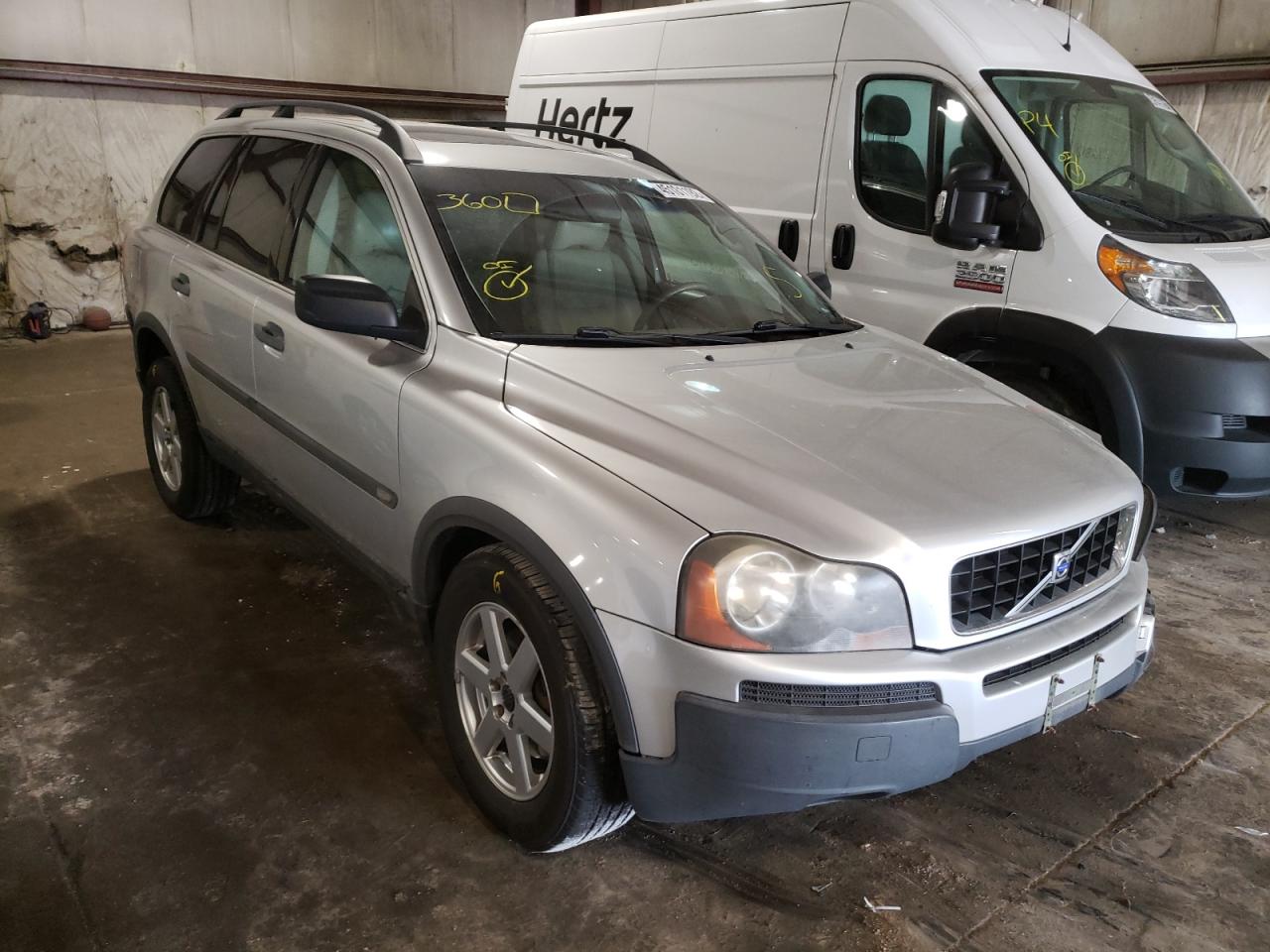 VOLVO XC90 2004 with VIN YV1CZ59H041115233 - Photo from auction