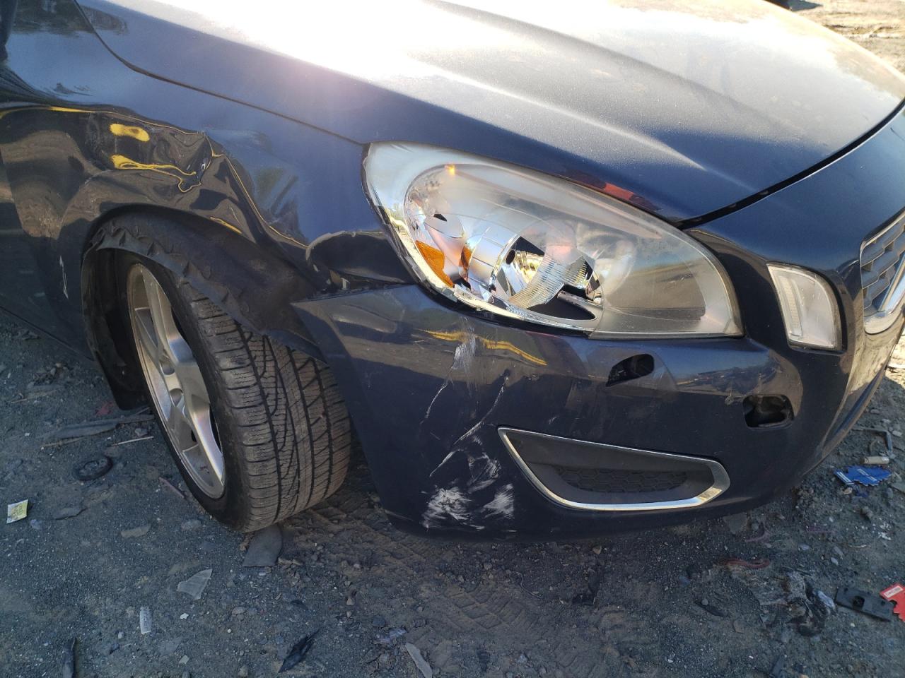 Photo 9 from auction – 2012 VOLVO S60 T5 with VIN YV1622FS7C2100950