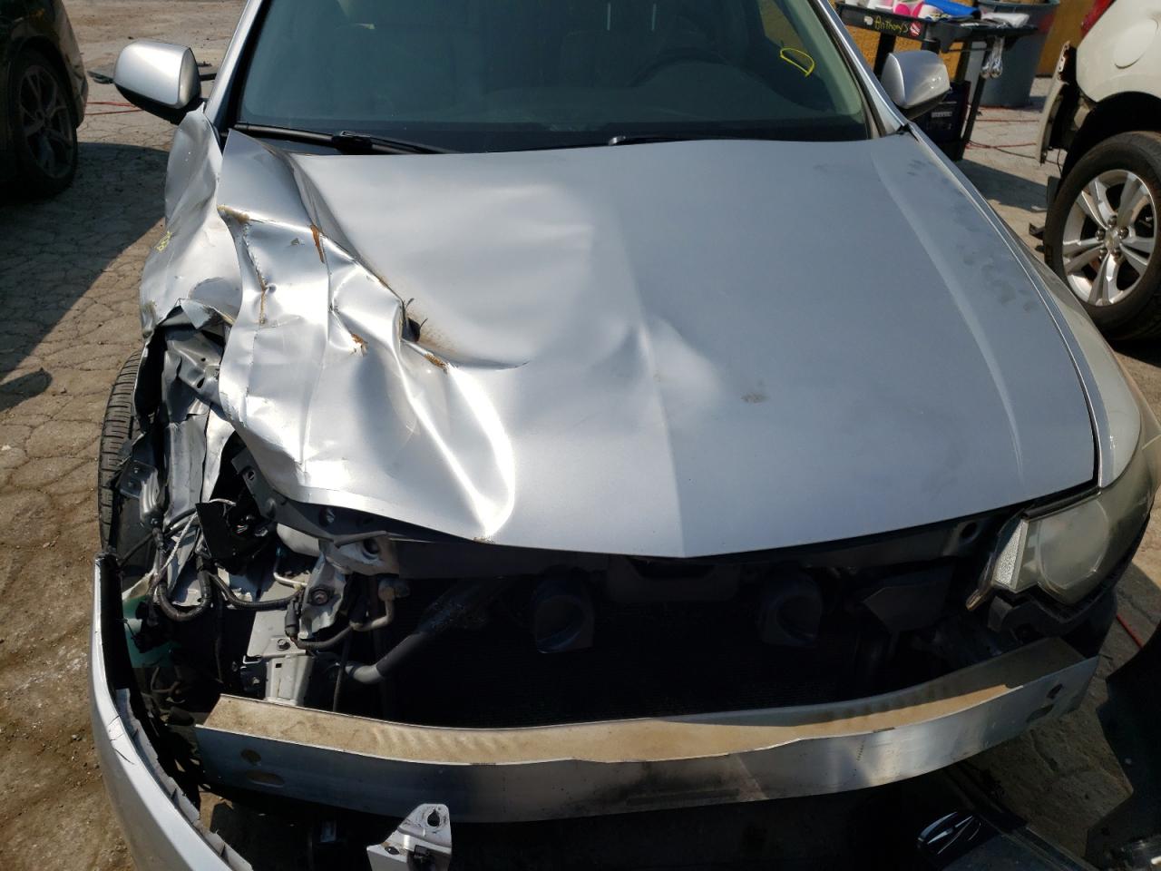 Photo 7 from auction – 2011 ACURA TSX with VIN JH4CU2F60BC016028