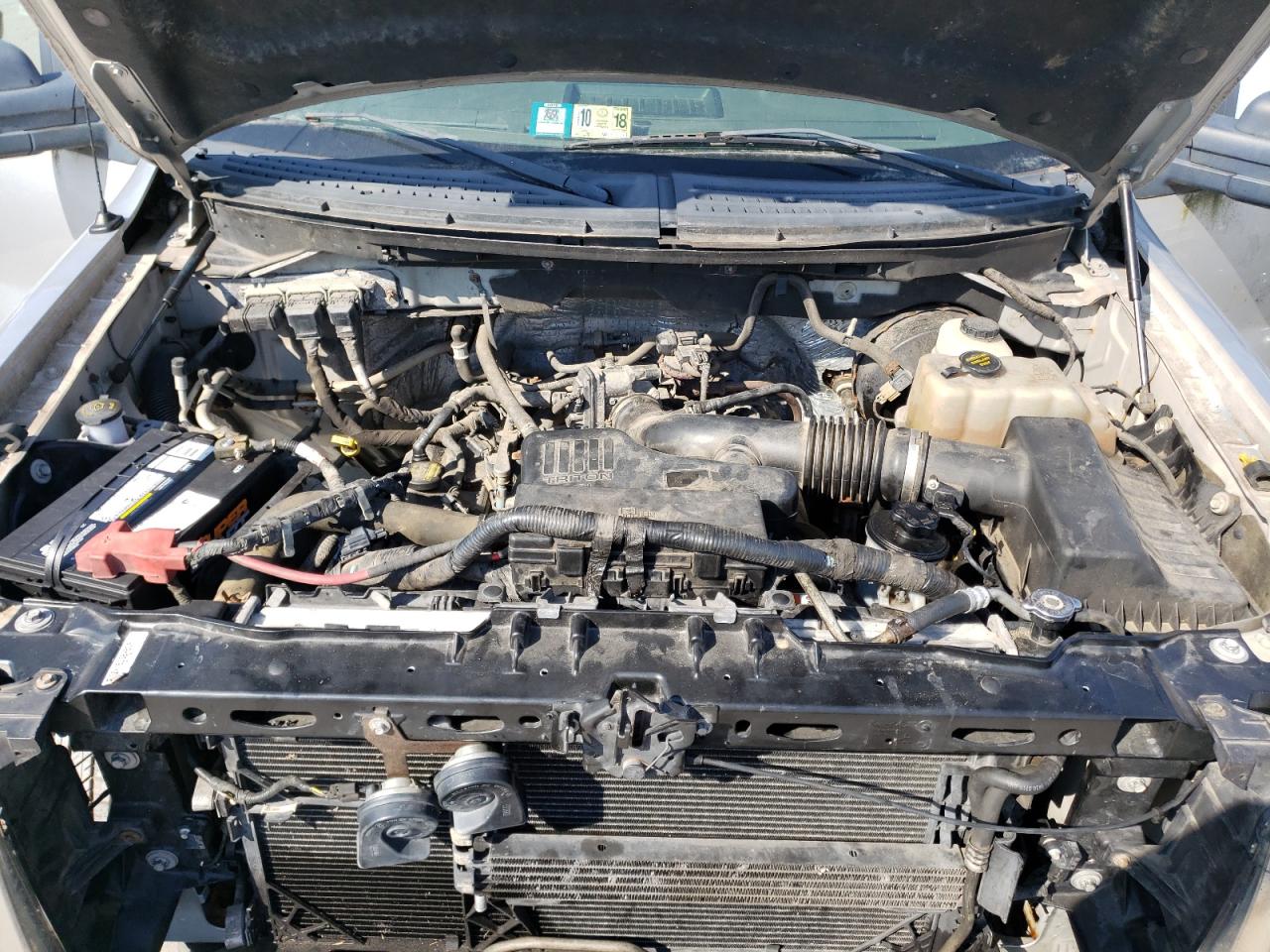 Photo 7 from auction – 2010 FORD F150 with VIN 1FTMF1CW6AKB85716