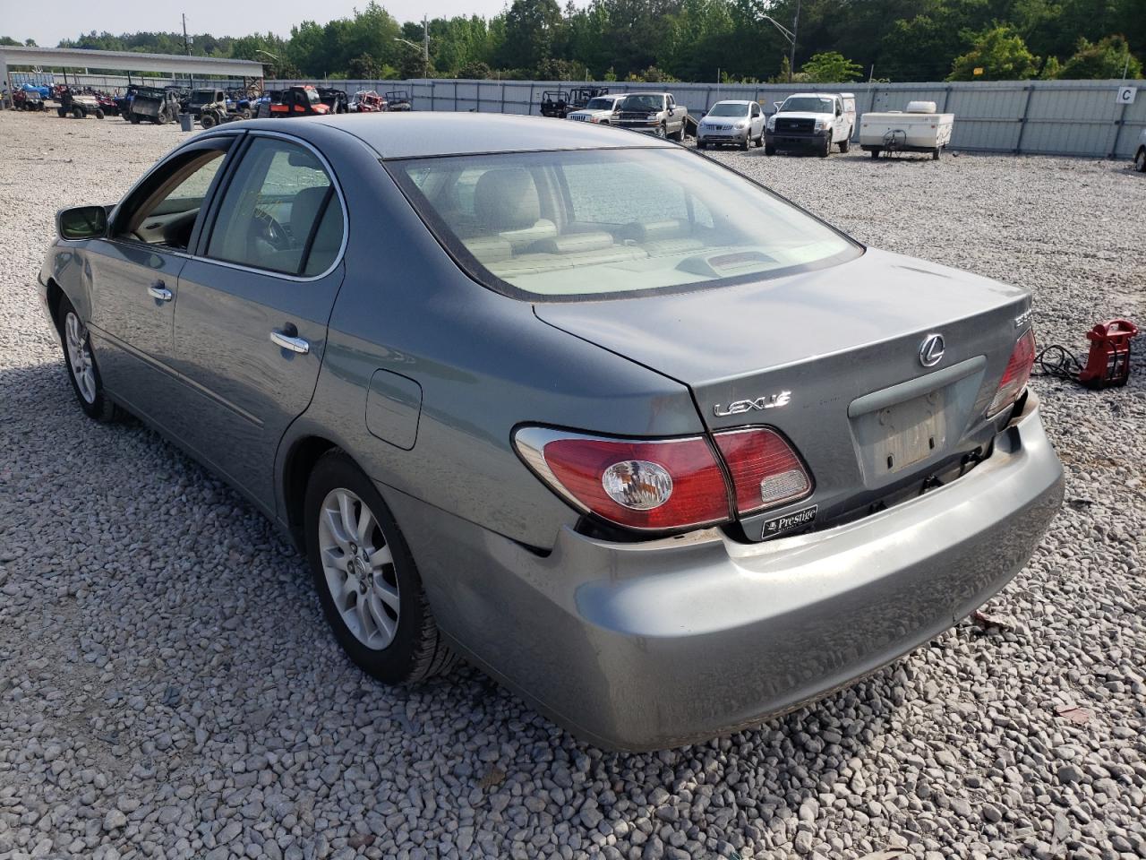 Photo 3 from auction – 2002 LEXUS ES 300 with VIN JTHBF30G220014229