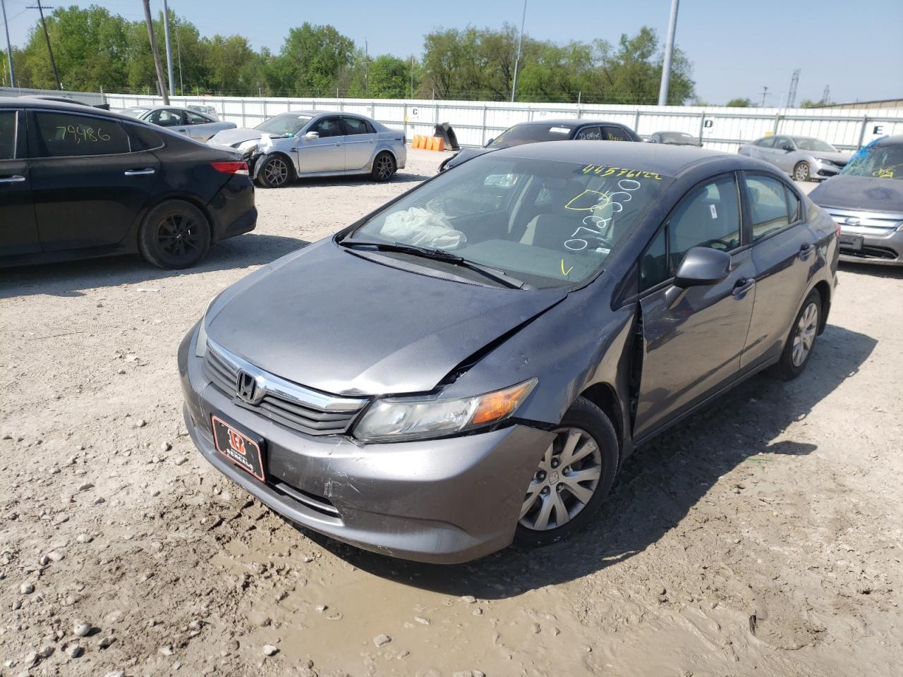 Photo 2 from auction – 2012 HONDA CIVIC with VIN 19XFB2F52CE072350