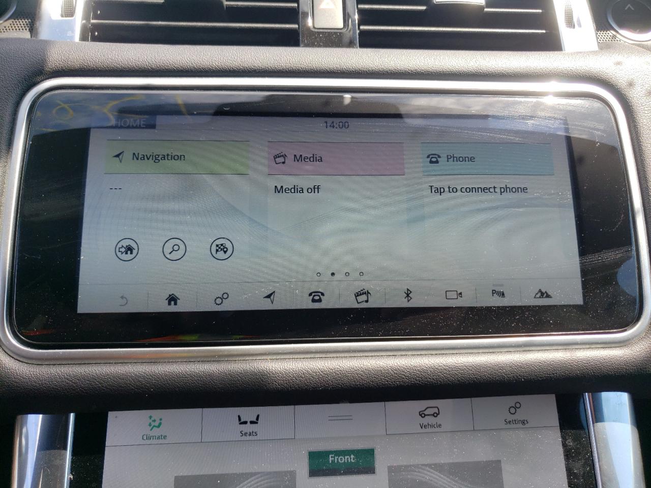 Photo 9 from auction – 2018 LAND ROVER RANGE ROVE with VIN SALWR2RV9JA189181