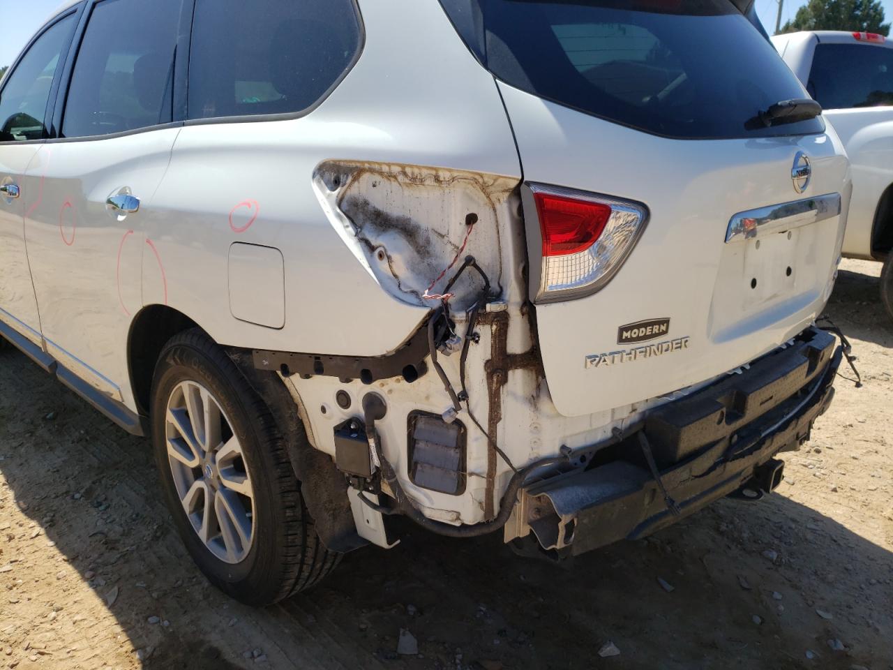 Photo 9 from auction – 2016 NISSAN PATHFINDER with VIN 5N1AR2MM8GC652453