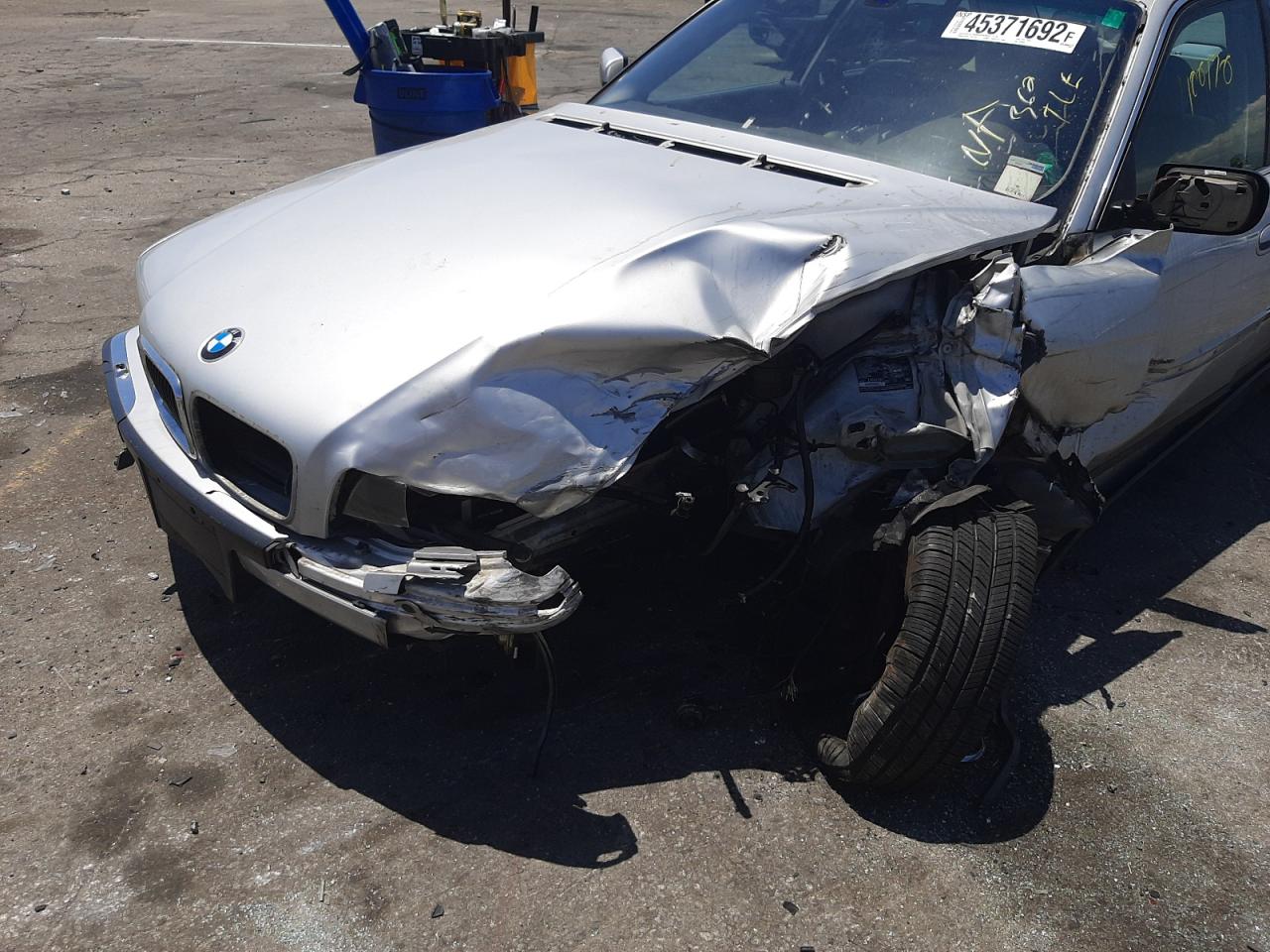 Photo 9 from auction – 2000 BMW 740 I AUTO with VIN WBAGG834XYDN78583