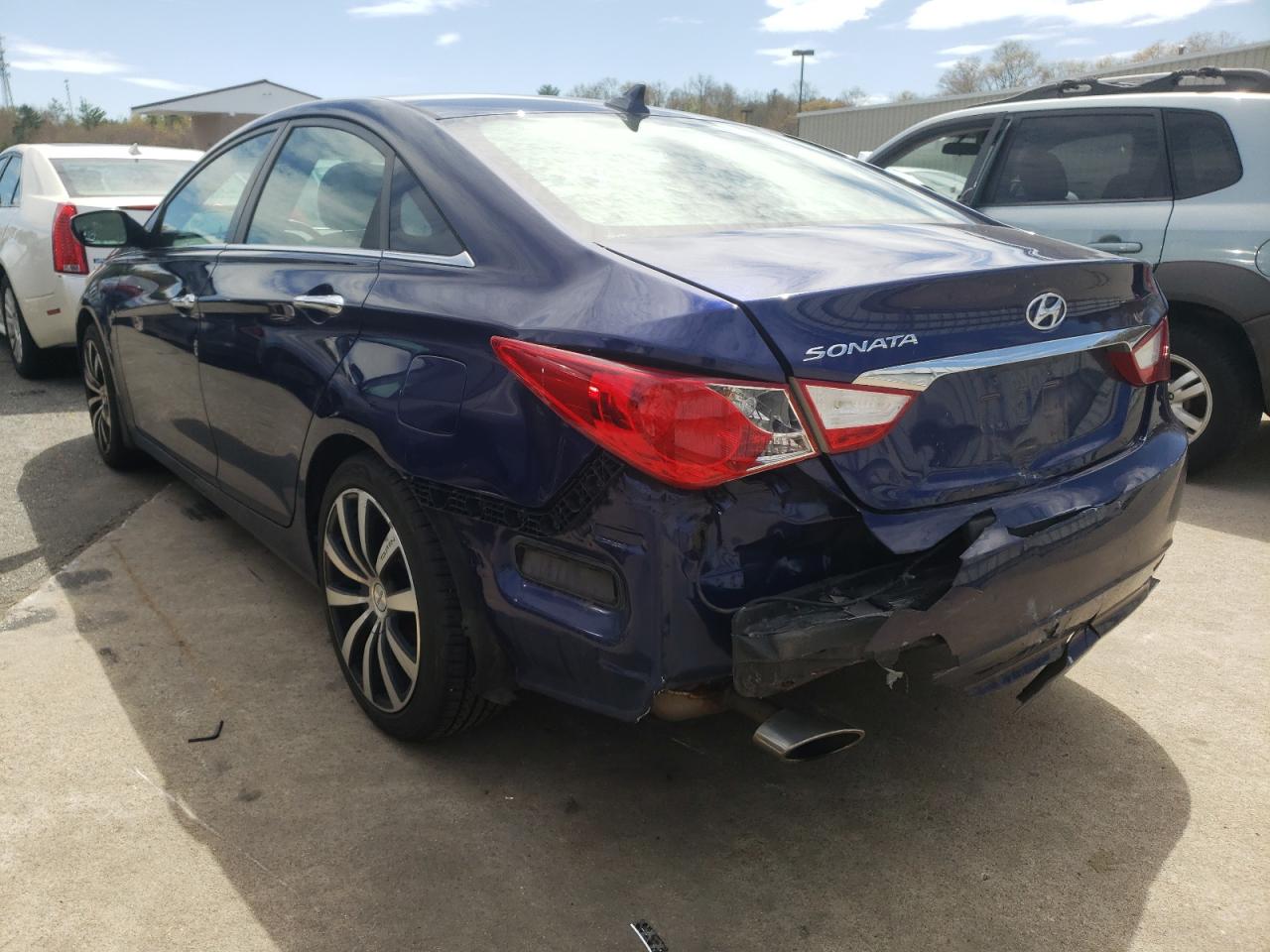 Photo 3 from auction – 2011 HYUNDAI SONATA SE with VIN 5NPEC4AC9BH238223