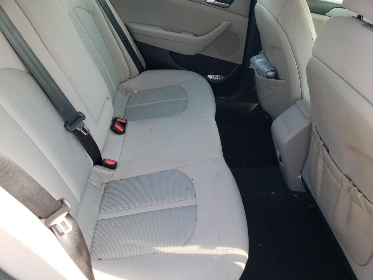 Photo 6 from auction – 2017 HYUNDAI SONATA SE with VIN 5NPE24AF1HH477111