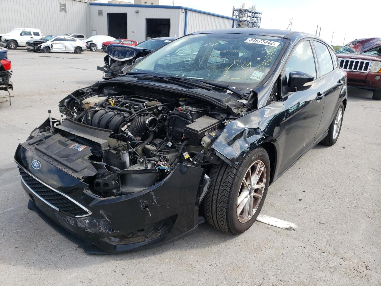 Photo 2 from auction – 2015 FORD FOCUS SE with VIN 1FADP3K25FL282145