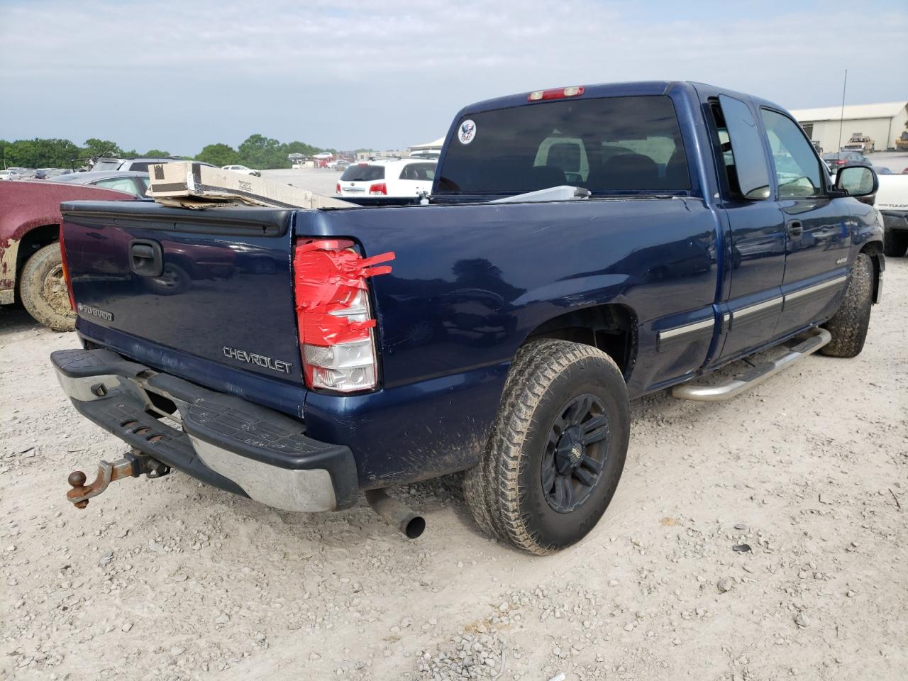 Photo 4 from auction – 2002 CHEVROLET SILVERADO with VIN 2GCEC19T121271110
