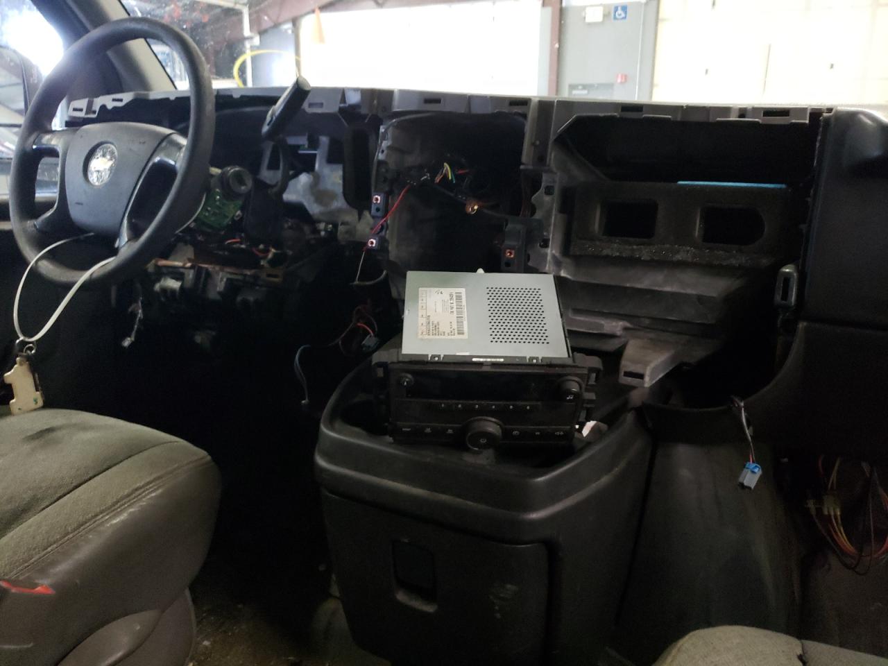 Photo 9 from auction – 2010 CHEVROLET EXPRESS G2 with VIN 1GCZGFAA8A1138426