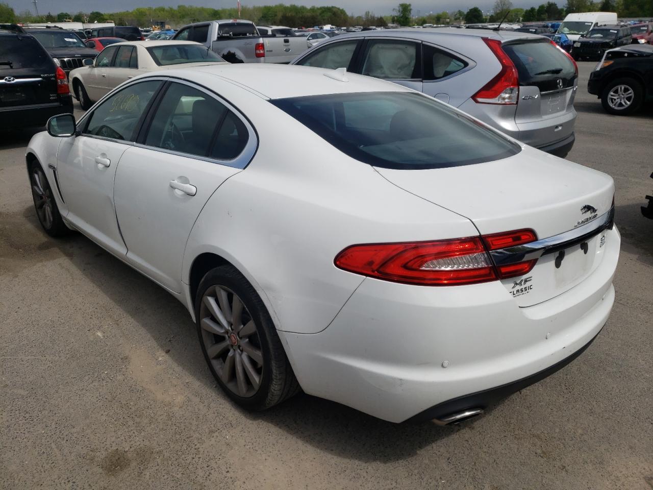 Photo 3 from auction – 2014 JAGUAR XF with VIN SAJWJ0EF2E8U18073
