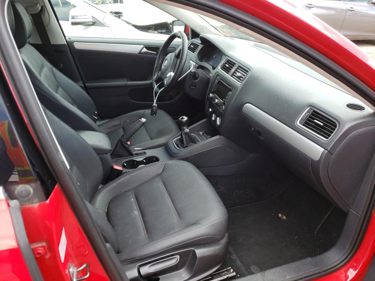 Photo 5 from auction – 2011 VOLKSWAGEN JETTA SEL with VIN 3VWGZ7AJ0BM377574