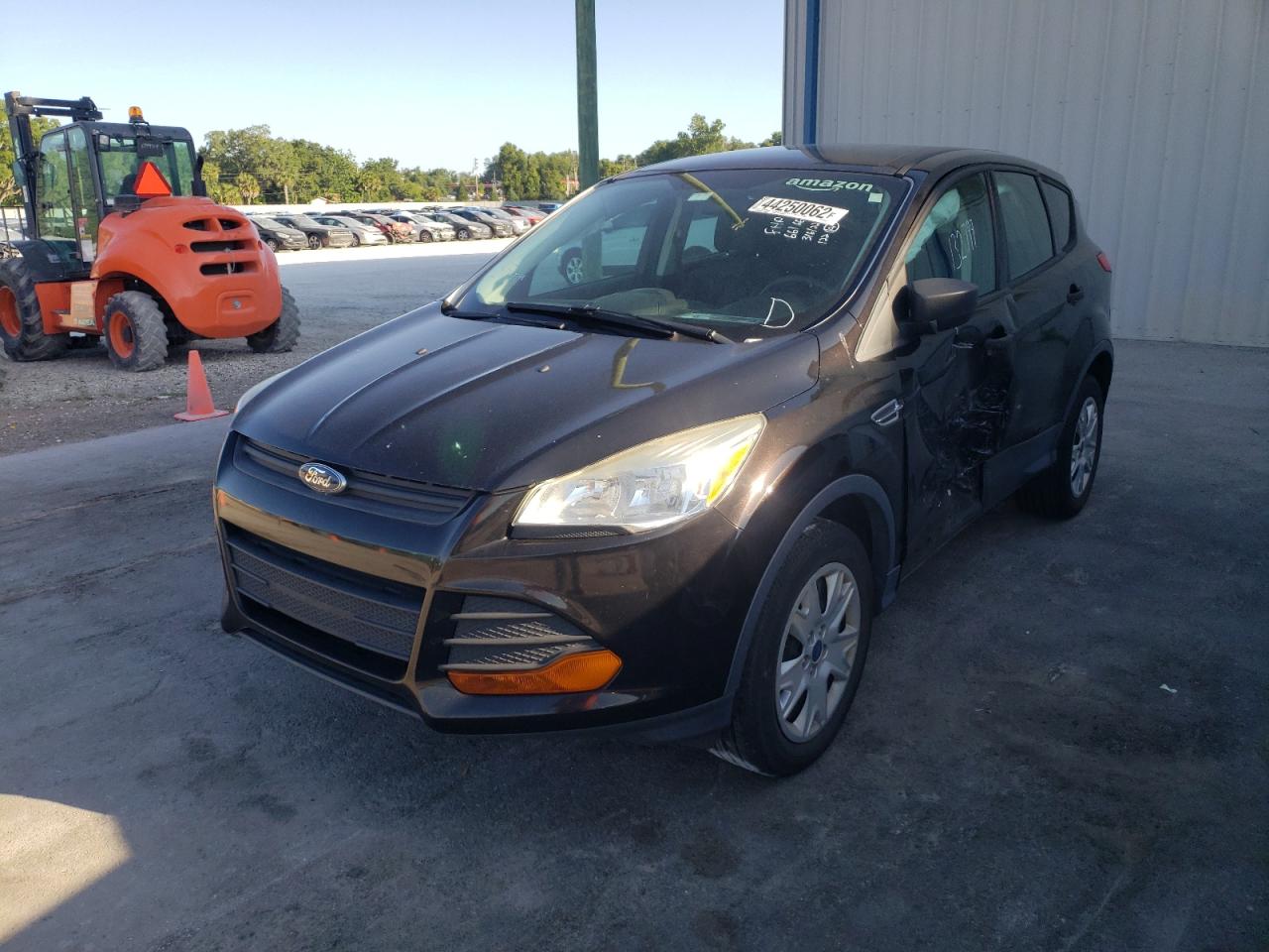 Photo 2 from auction – 2013 FORD ESCAPE S with VIN 1FMCU0F7XDUB20968