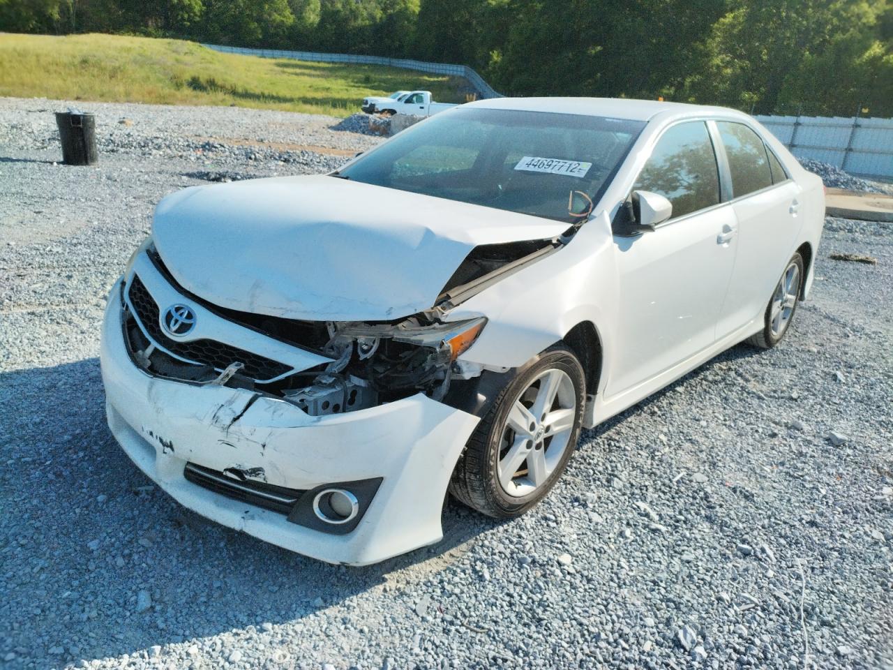Photo 2 from auction – 2013 TOYOTA CAMRY L with VIN 4T1BF1FK7DU643266