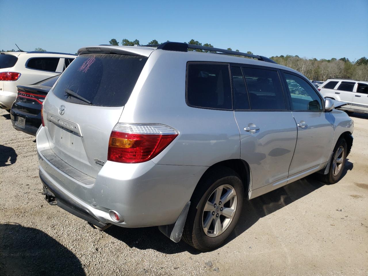 Photo 4 from auction – 2010 TOYOTA HIGHLANDER with VIN 5TDJK3EH0AS031780