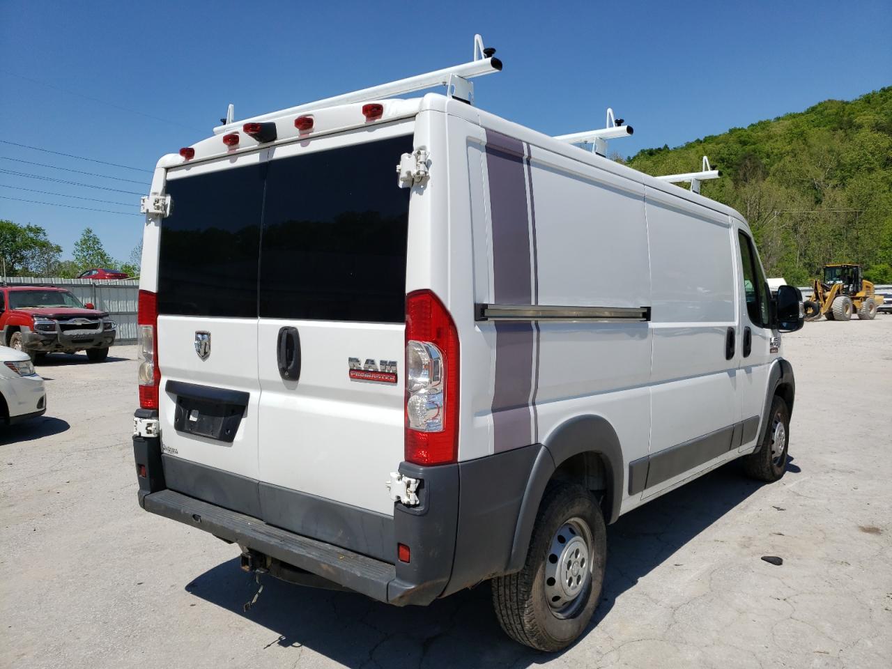 Photo 4 from auction – 2017 RAM PROMASTER with VIN 3C6TRVAG4HE536360