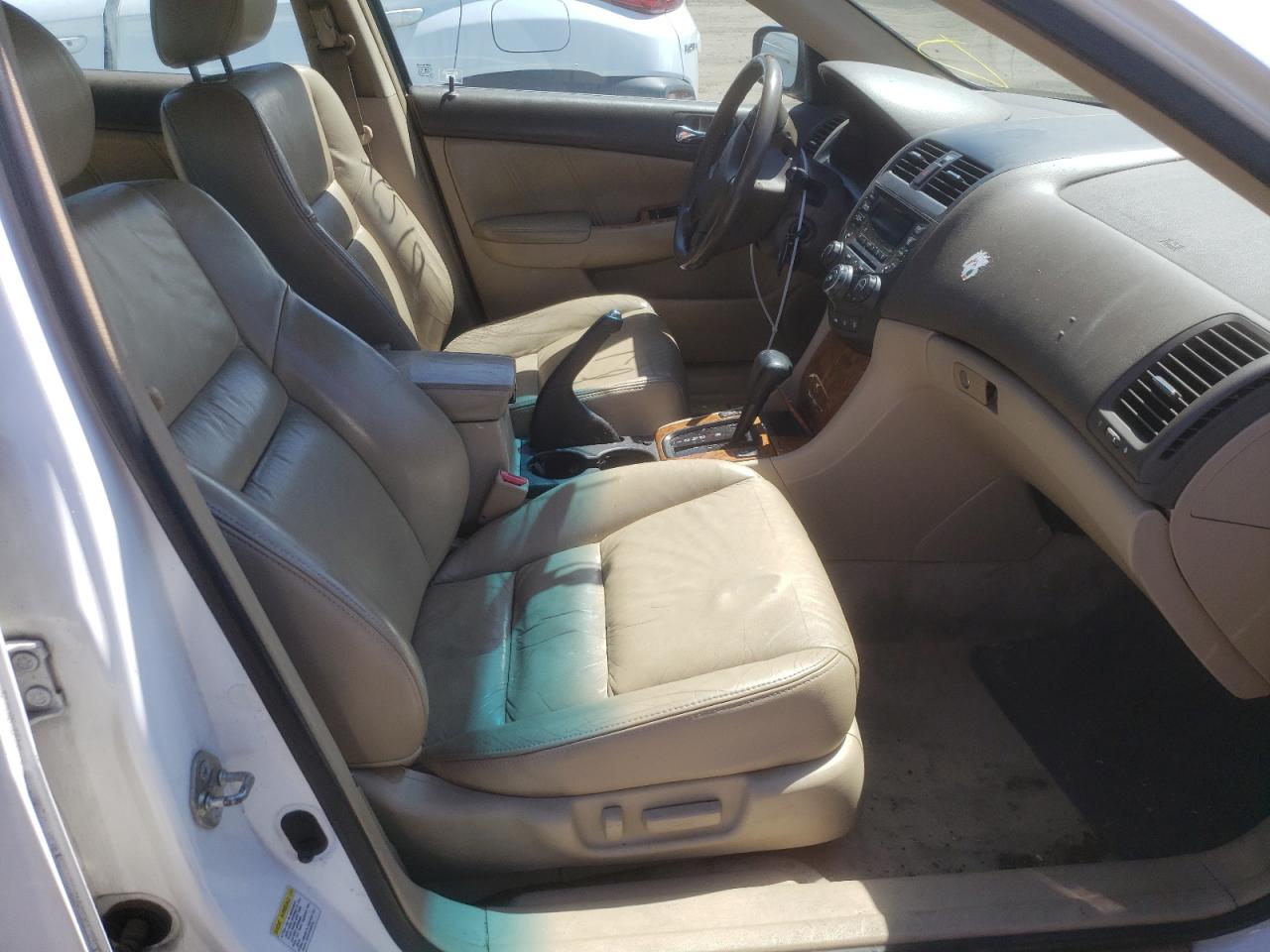 Photo 5 from auction – 2005 HONDA ACCORD EX with VIN 1HGCM66535A041264