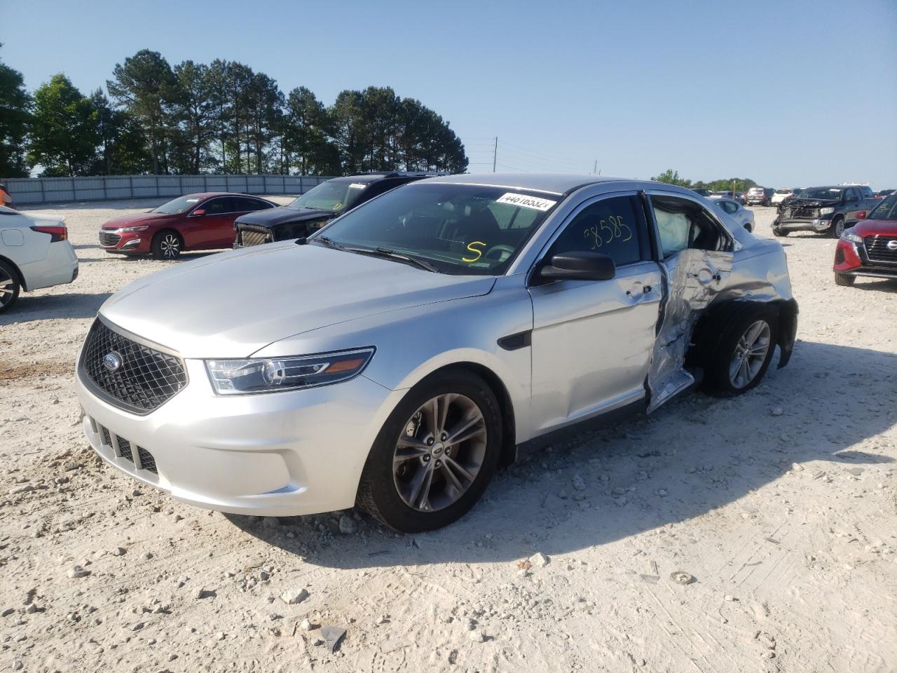 Photo 2 from auction – 2017 FORD TAURUS POL with VIN 1FAHP2MT3HG133858