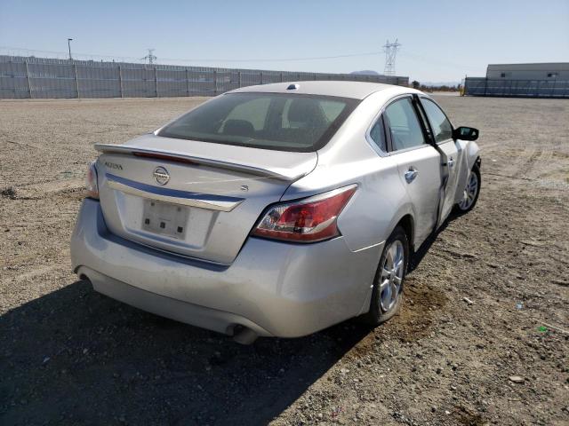 Фото 4 с аукциона – 2015 NISSAN ALTIMA S с VIN 1N4AL3AP1FC145103