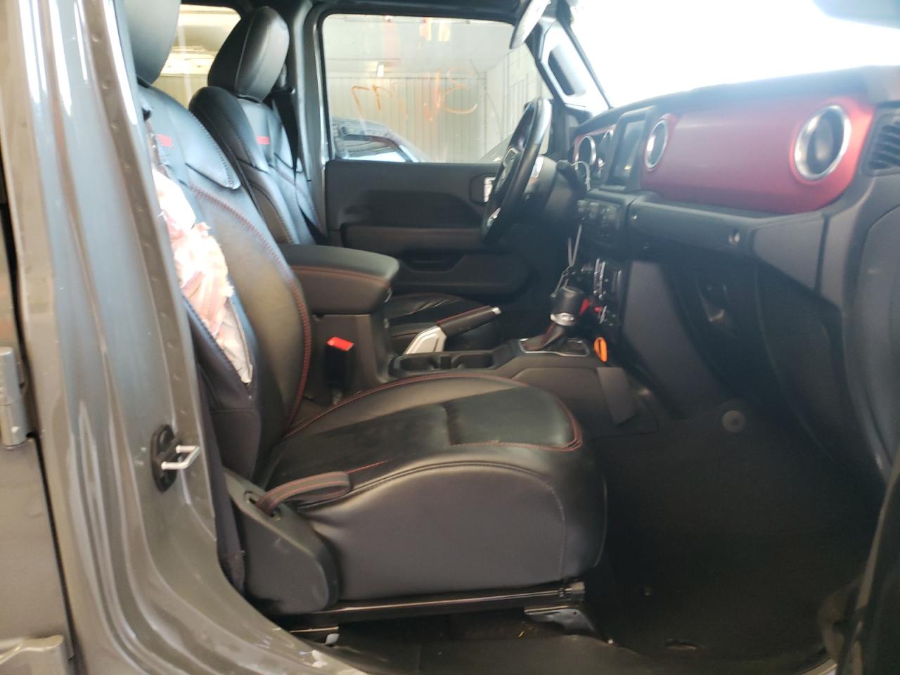 Photo 5 from auction – 2020 JEEP GLADIATOR with VIN 1C6JJTBG8LL155855