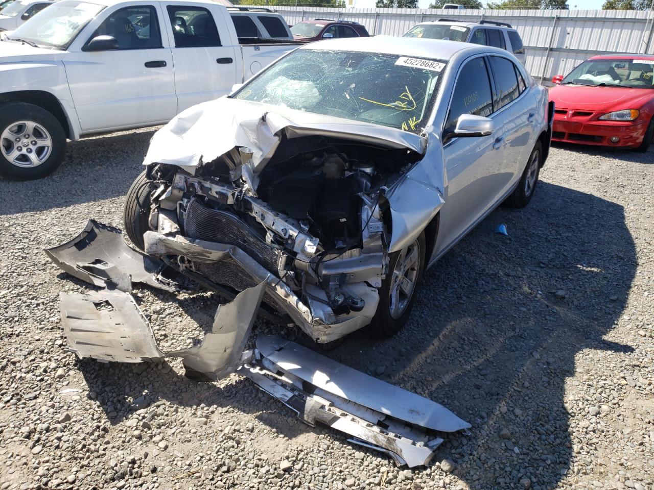 Photo 2 from auction – 2016 CHEVROLET MALIBU LIM with VIN 1G11C5SA8GF144457