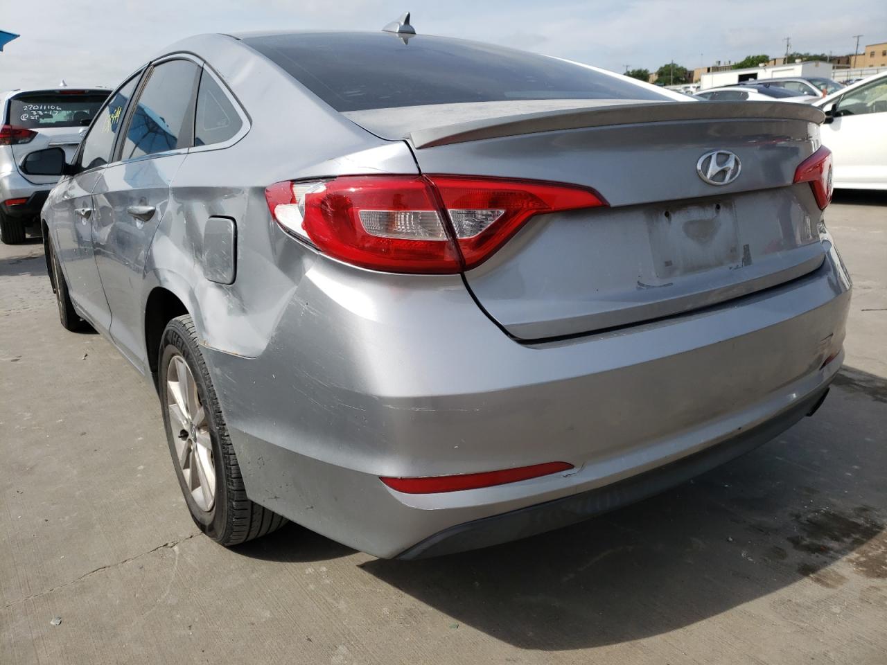 Photo 3 from auction – 2015 HYUNDAI SONATA SE with VIN 5NPE24AF4FH013596