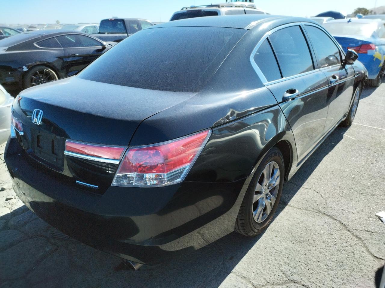 Photo 4 from auction – 2012 HONDA ACCORD SE with VIN 1HGCP2F6XCA233531