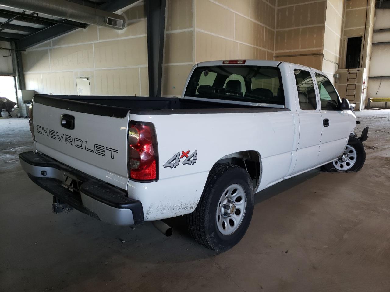 Photo 4 from auction – 2006 CHEVROLET SILVERADO with VIN 2GCEK19V561330668