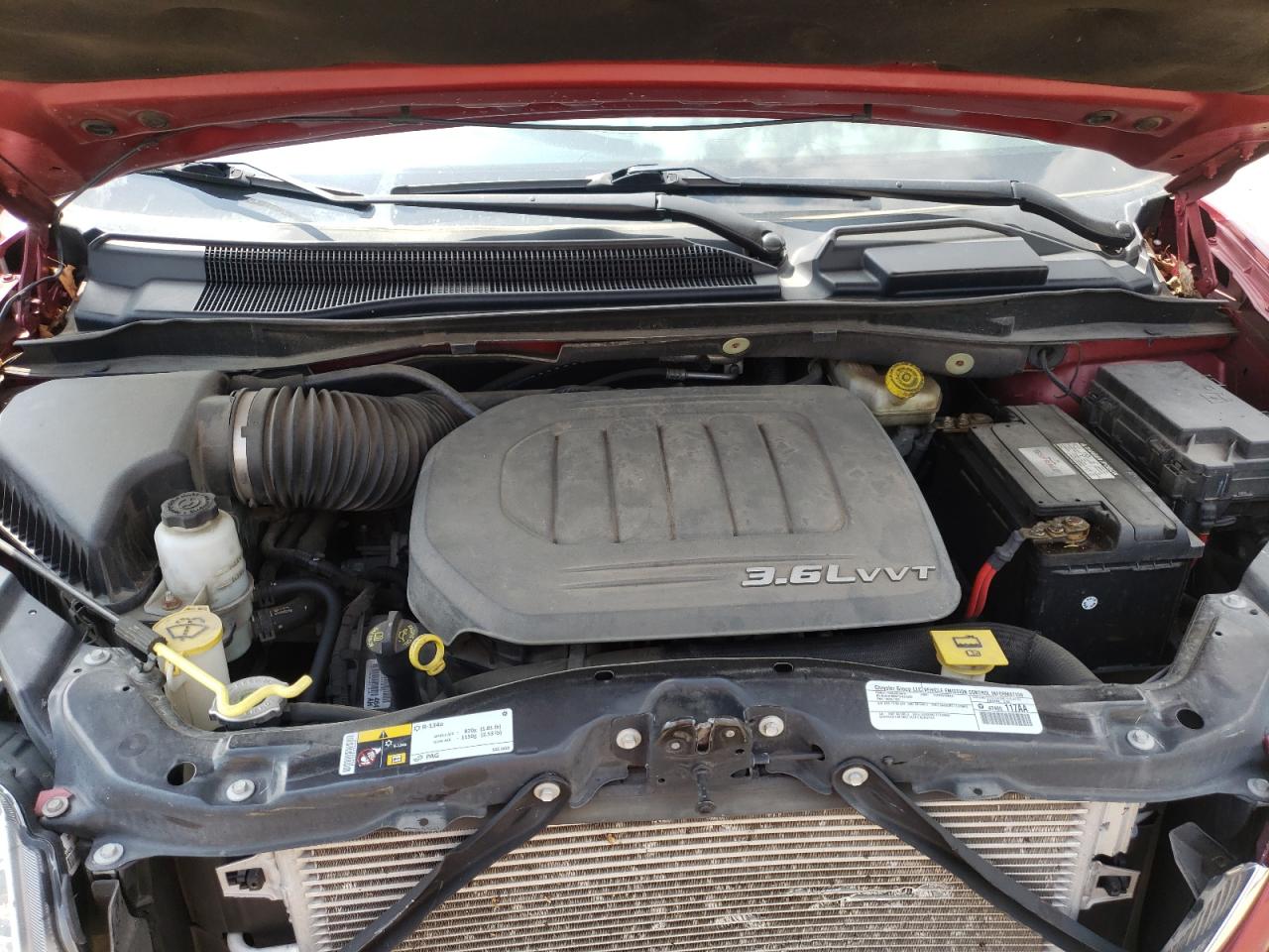 Photo 7 from auction – 2015 CHRYSLER TOWN & COU with VIN 2C4RC1BG1FR545704