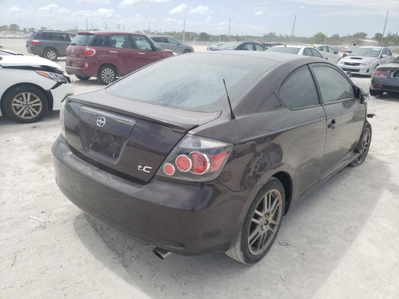 Photo 4 from auction – 2010 TOYOTA SCION TC with VIN JTKDE3B75A0316499