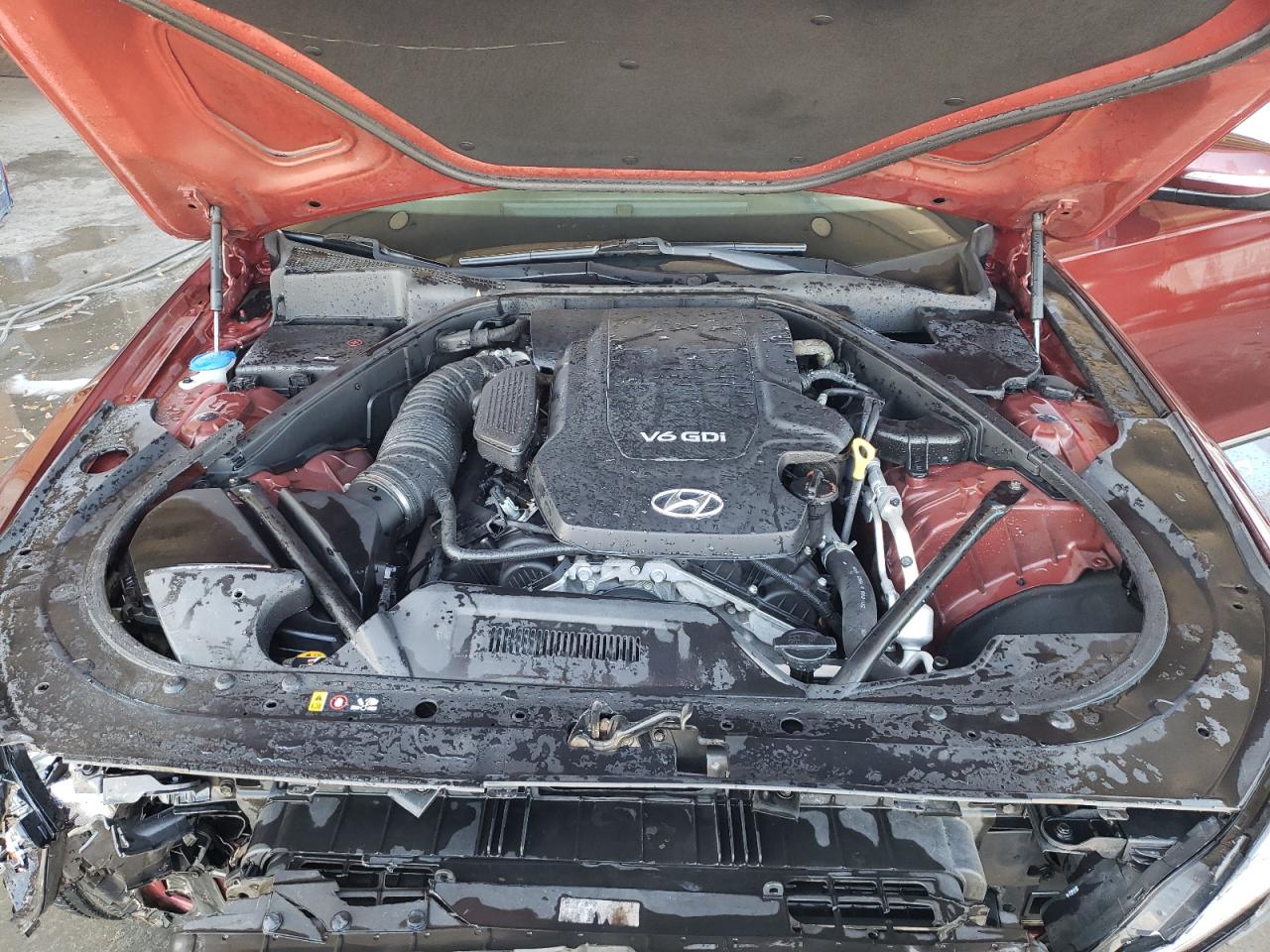 Photo 7 from auction – 2016 HYUNDAI GENESIS 3. with VIN KMHGN4JE2GU127655