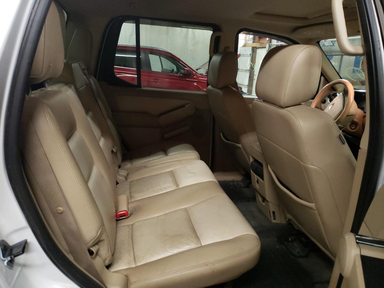 Photo 6 from auction – 2007 FORD EXPLORER S with VIN 1FMEU53897UA16706