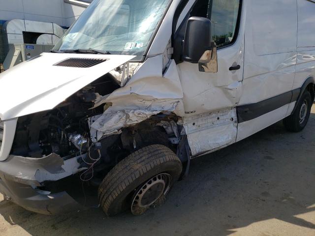 Photo 9 from auction – 2015 MERCEDES-BENZ SPRINTER 2 with VIN WD3PE7DC2FP100138