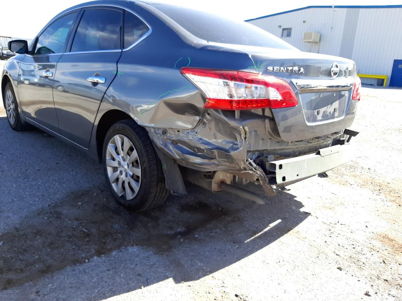 Photo 9 from auction – 2015 NISSAN SENTRA S with VIN 3N1AB7AP1FY359457