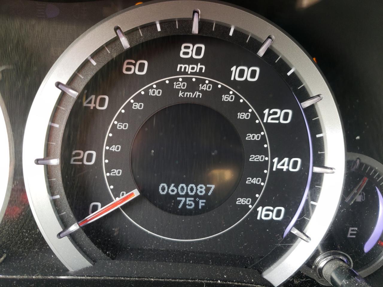 Photo 8 from auction – 2010 ACURA TSX with VIN JH4CU2F60AC030543