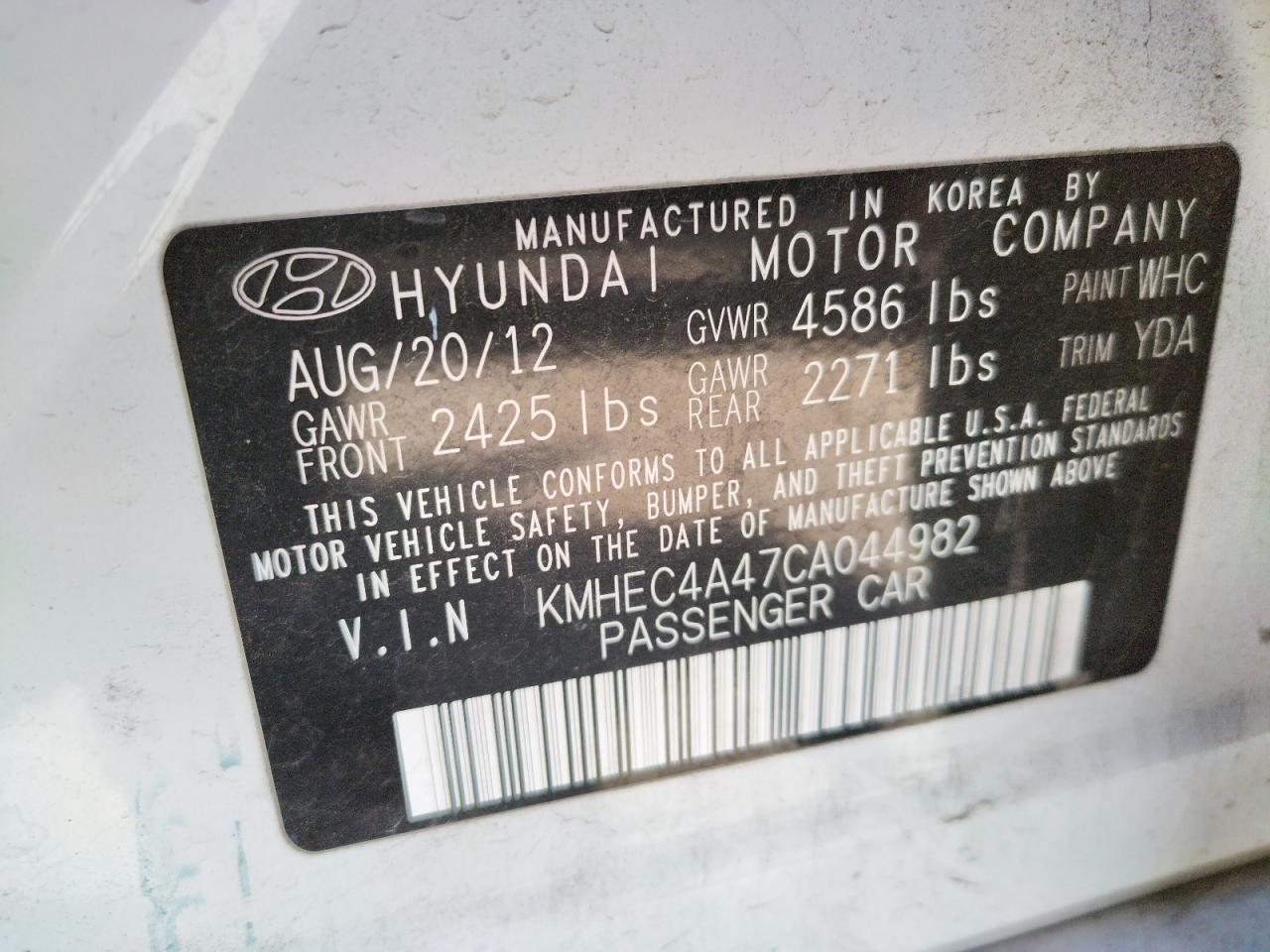 Photo 10 from auction – 2012 HYUNDAI SONATA HYB with VIN KMHEC4A47CA044982