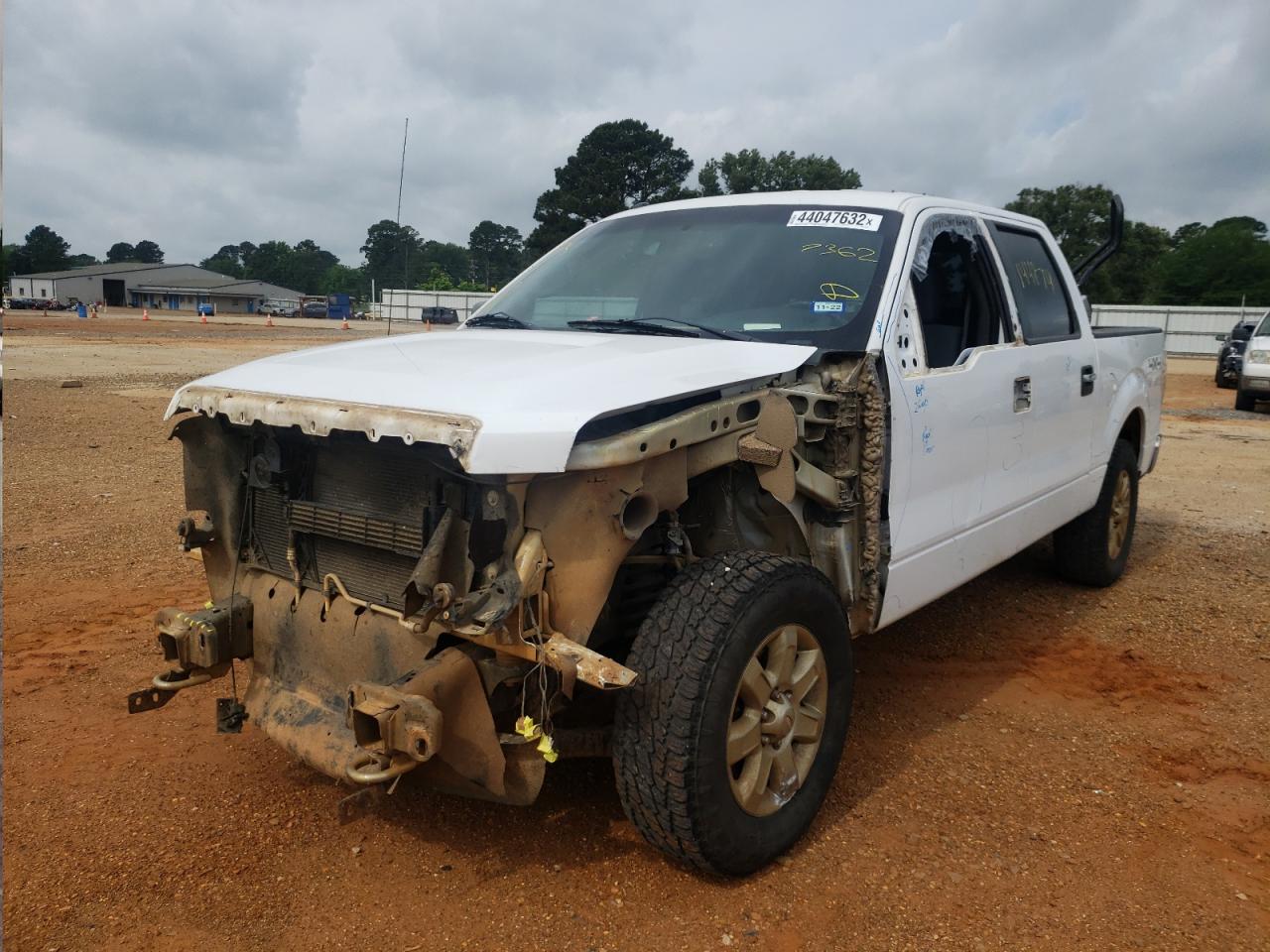 Photo 2 from auction – 2014 FORD F150 SUPER with VIN 1FTFW1EF2EKG47362