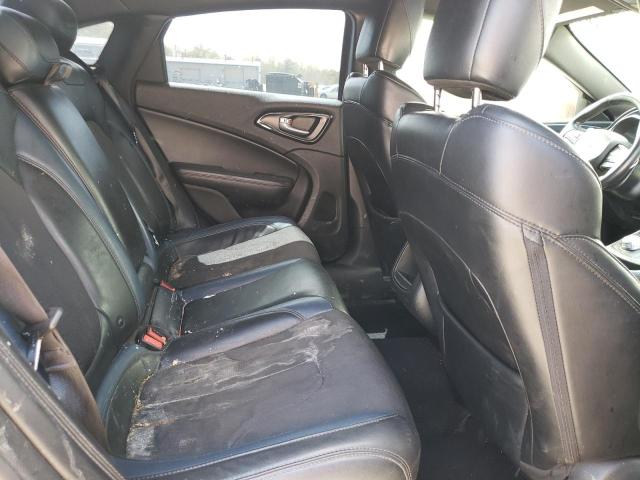 Photo 6 from auction – 2015 CHRYSLER 200 S with VIN 1C3CCCBB1FN680933