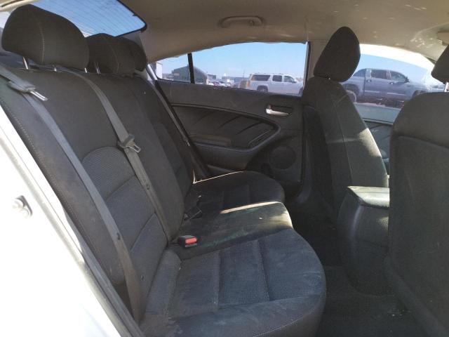 Photo 6 from auction – 2017 KIA FORTE LX with VIN 3KPFK4A73HE086947