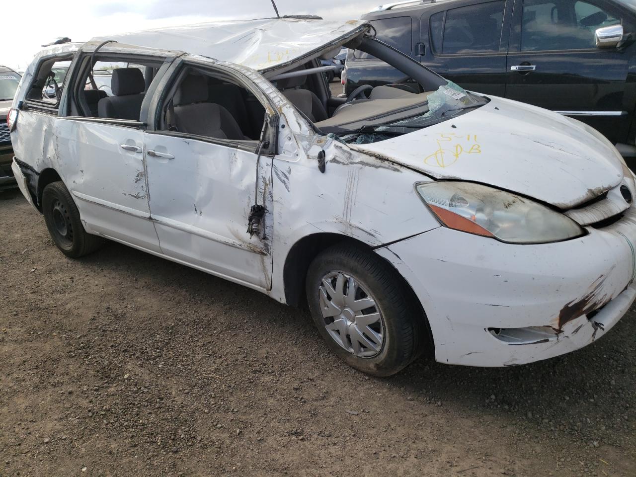 Photo 9 from auction – 2007 TOYOTA SIENNA CE with VIN 5TDZK23C57S059264