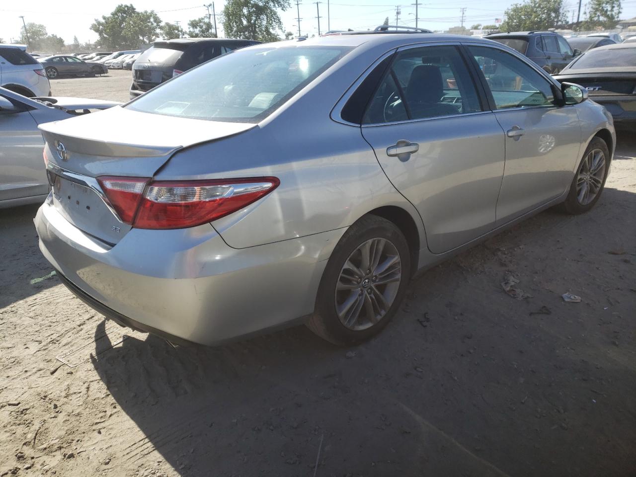 Photo 4 from auction – 2017 TOYOTA CAMRY LE with VIN 4T1BF1FK5HU294890