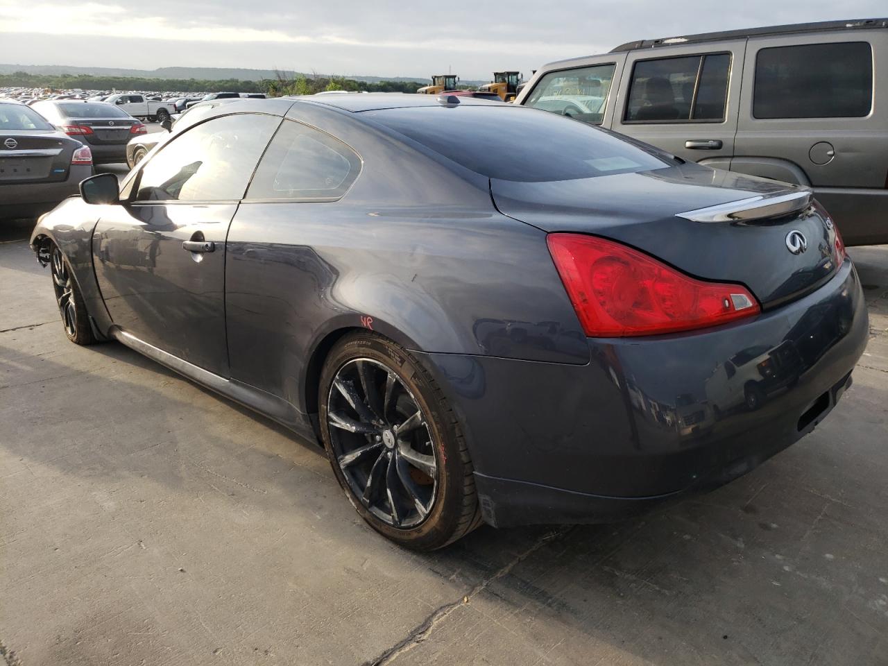 Photo 3 from auction – 2008 INFINITI G37 BASE with VIN JNKCV64E18M128564