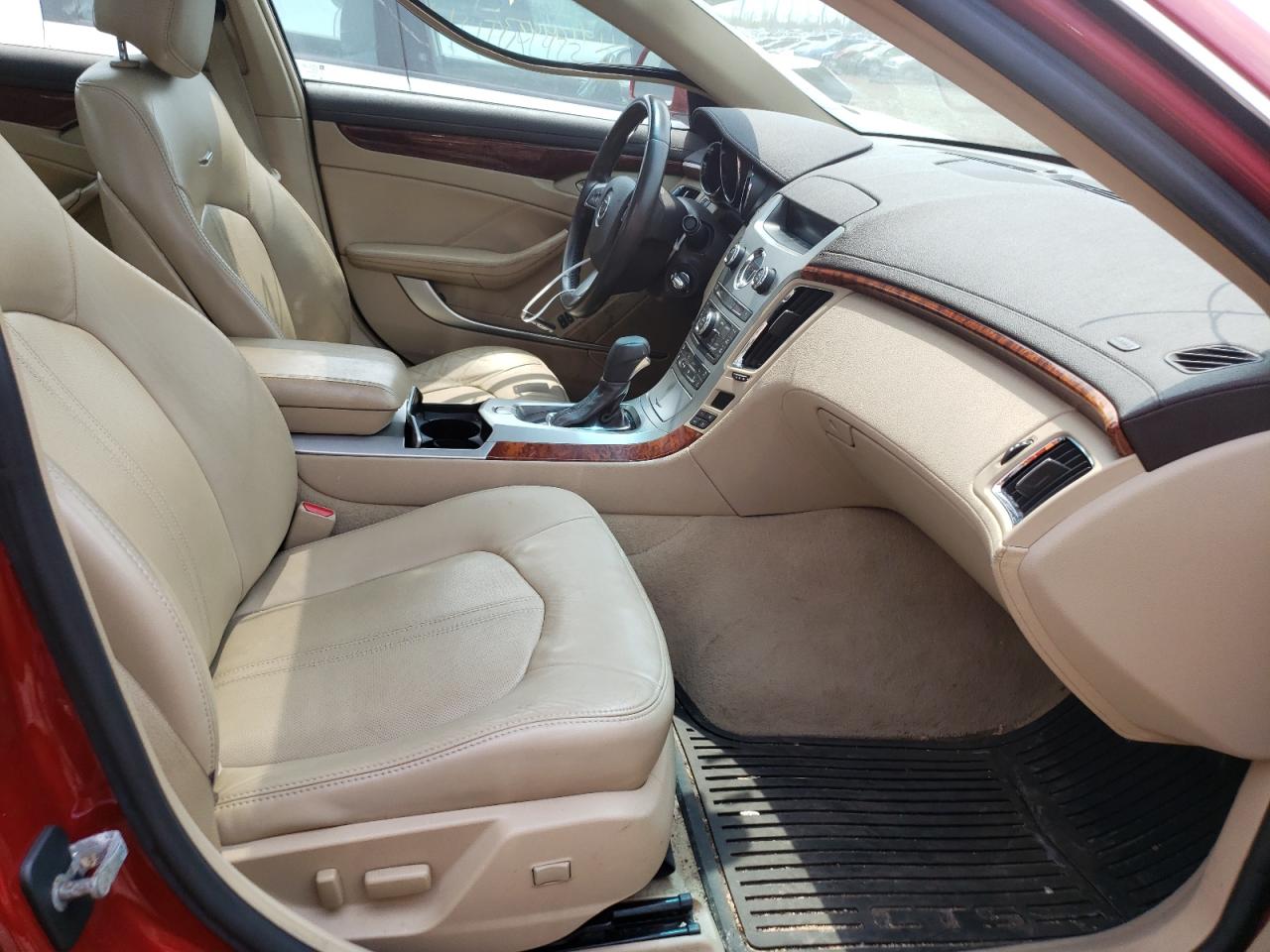 Photo 5 from auction – 2008 CADILLAC CTS HI FEA with VIN 1G6DP57V180116012
