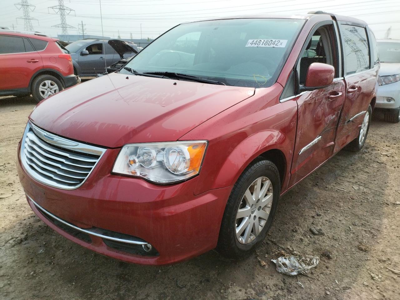 Photo 2 from auction – 2013 CHRYSLER TOWN & COU with VIN 2C4RC1BG2DR810482